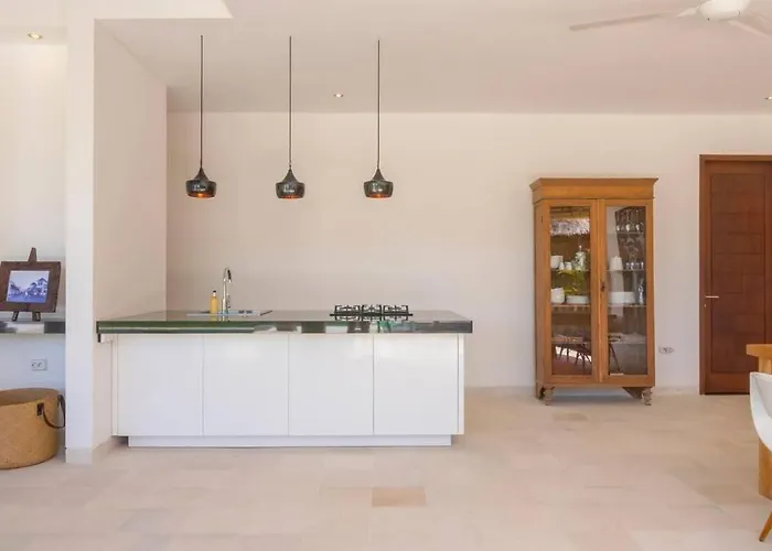 Hidden Pearl, With Private Cook&pool Karangasem