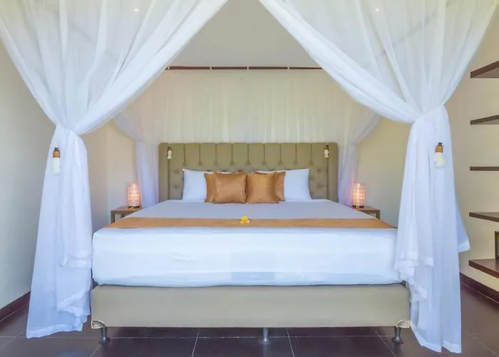 Hidden Pearl, With Private Cook&pool Karangasem